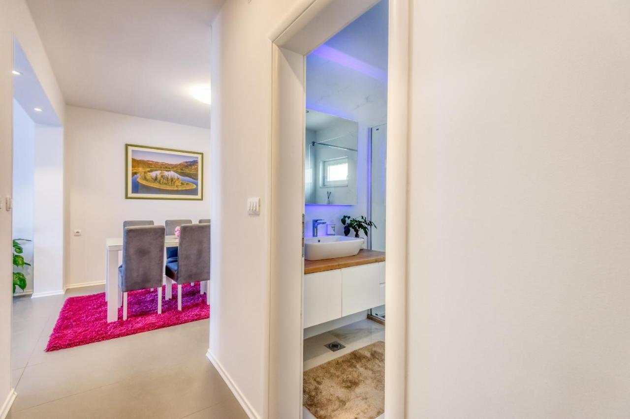 Apartment Sea Bass Neretva 普洛切 外观 照片