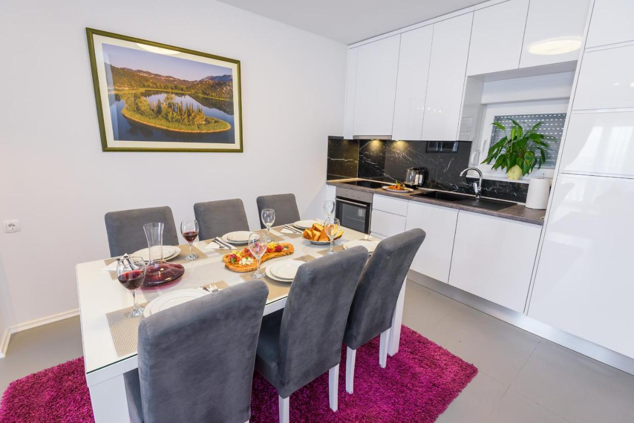 Apartment Sea Bass Neretva 普洛切 外观 照片