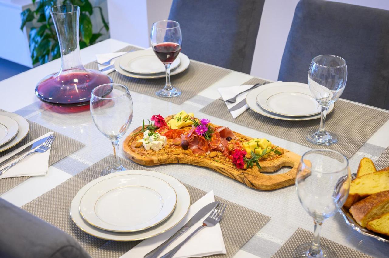 Apartment Sea Bass Neretva 普洛切 外观 照片