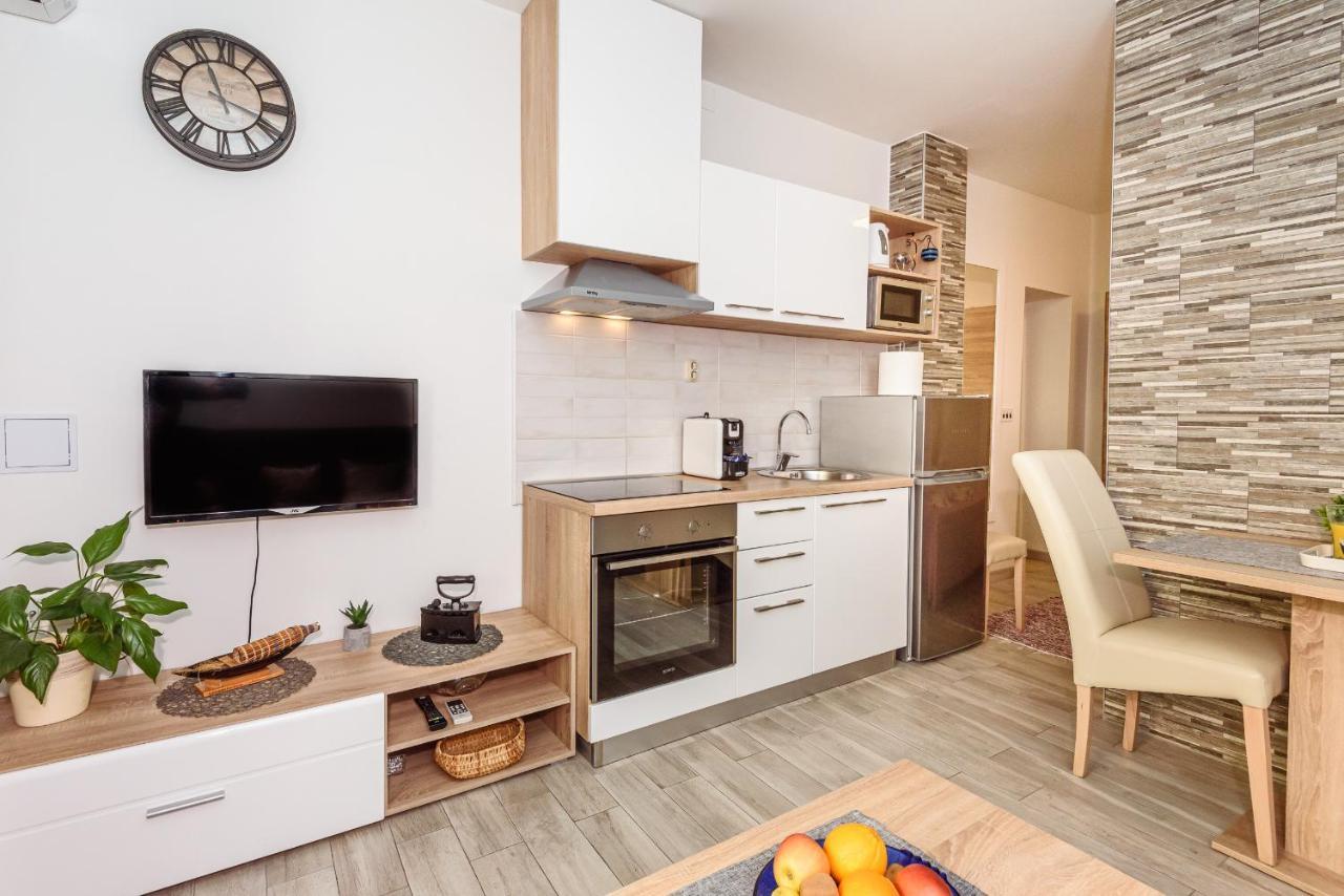 Apartment Sea Bass Neretva 普洛切 外观 照片